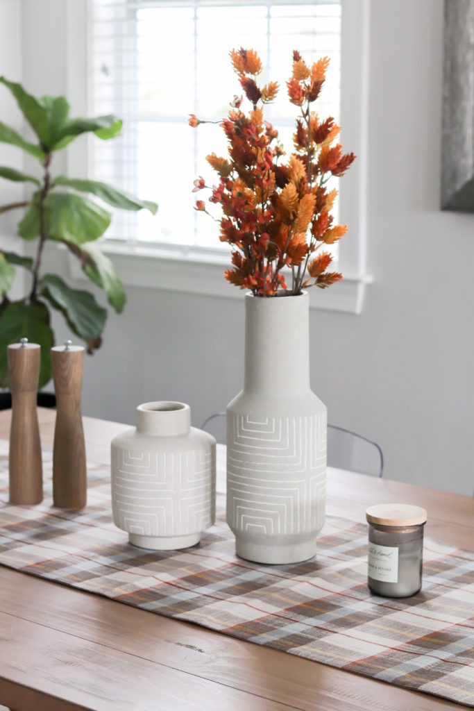 Simple & Neutral(ish) Fall Décor - kaitlynhparker.com