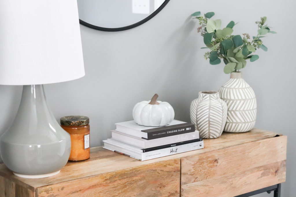 Simple & Neutral(ish) Fall Décor - kaitlynhparker.com